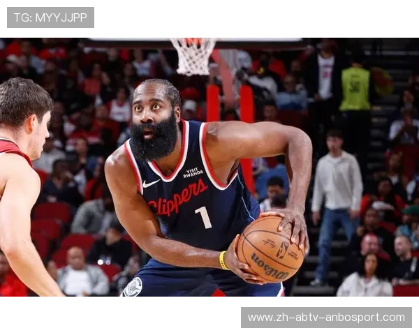 詹姆斯·哈登的造犯规技巧一度在联盟引发规则讨论